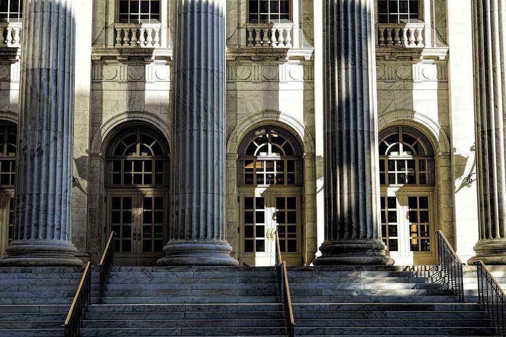 Abogados de Accidentes Whitley dona a la Fundacion de la Asociacion de Restaurantes y Hoteles de Carolina del Norte